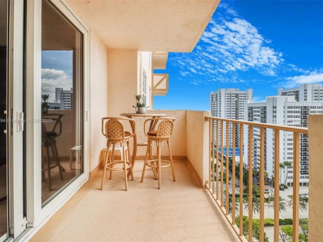 Apartment for sale  Unit #18G - photo 6093408