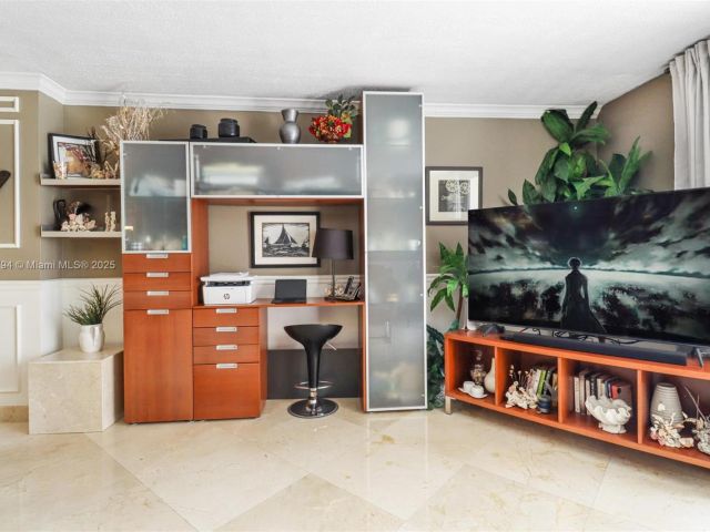 Apartment for sale  Unit #18G - photo 6093412