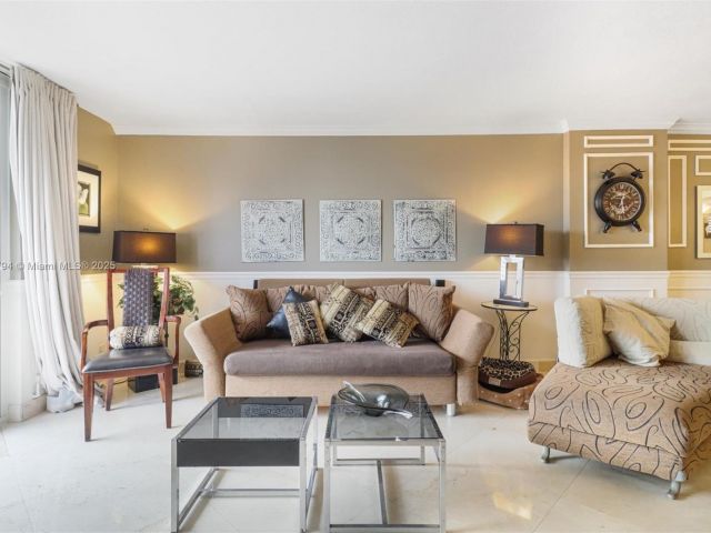 Apartment for sale  Unit #18G - photo 6093418