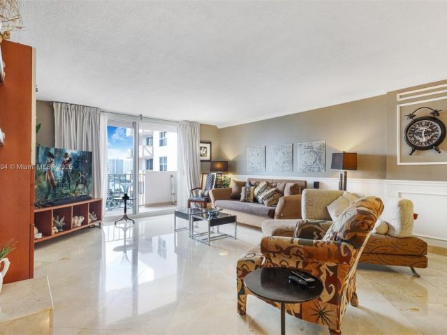 Apartment for sale  Unit #18G - photo 6093420