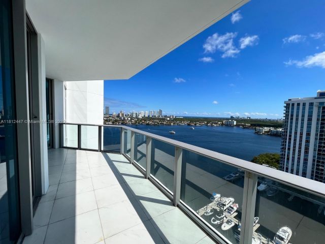 Apartment for sale  Unit #2105 - photo 6094028