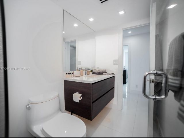 Apartment for sale  Unit #14K - photo 6093566