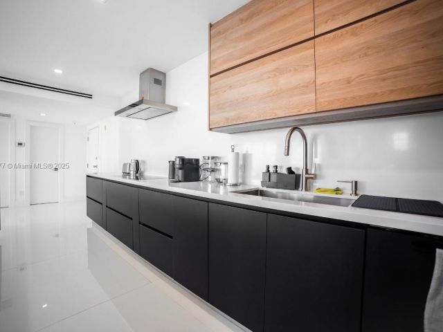 Apartment for sale  Unit #14K - photo 6093575