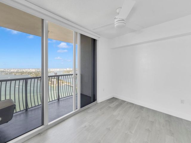 Apartment for sale  Unit #4801 - photo 6092476
