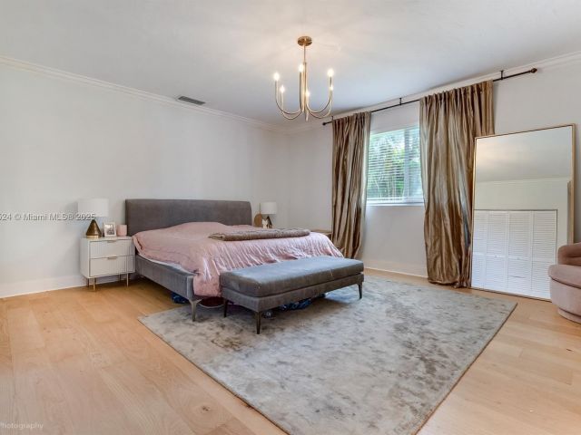 Home for sale at 1433 Santa Cruz Ave - photo 6134104