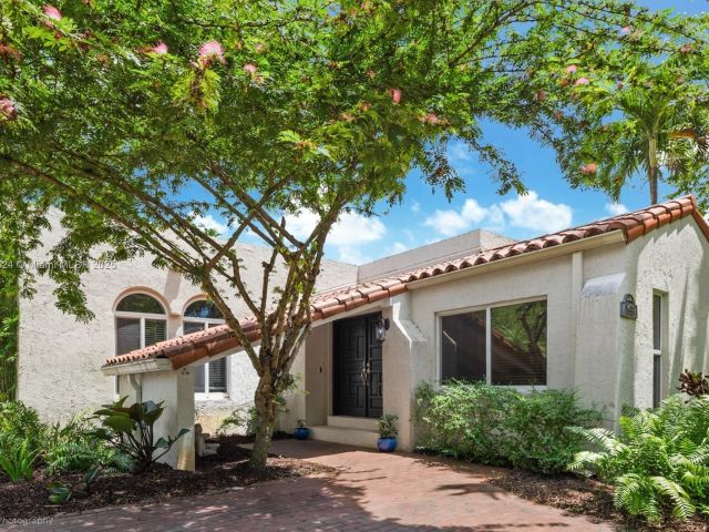 Home for sale at 1433 Santa Cruz Ave - photo 6134110