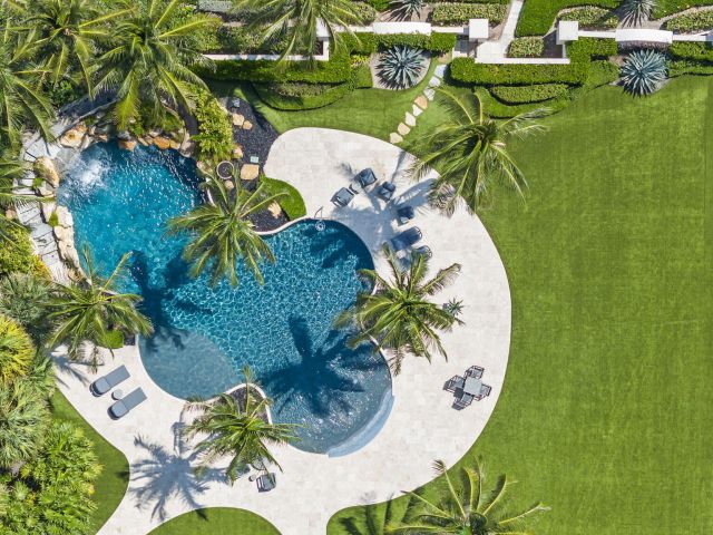 Home for sale at 526 N Ocean Boulevard - photo 6094532