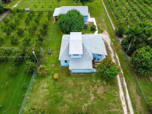 Home for sale at 27000 SW 187th Ave - photo 6164286