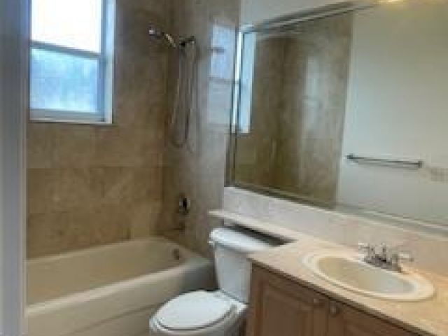 Home for rent at 608 Fern Street - photo 6116355