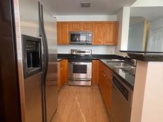 Home for rent at 608 Fern Street - photo 6116359