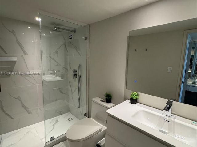 Apartment for rent  Unit #726 - photo 6128153