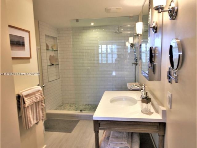 Apartment for sale  Unit #315 - photo 6202343