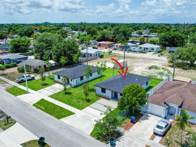 Home for sale at 2411 NW 153 St - photo 6133274