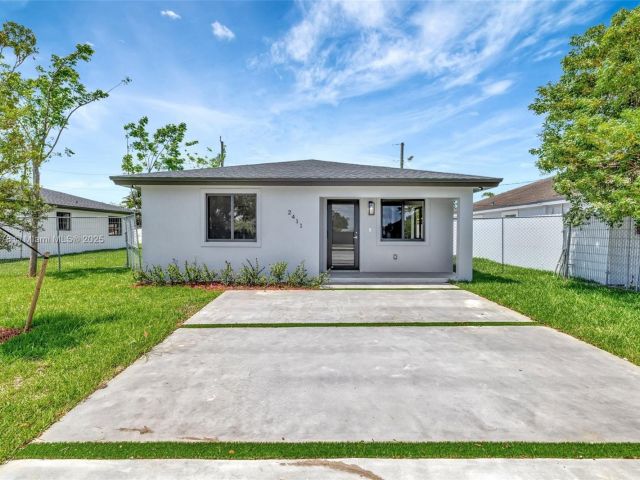 Home for sale at 2411 NW 153 St - photo 6133286