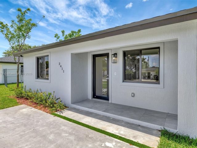 Home for sale at 2411 NW 153 St - photo 6133287