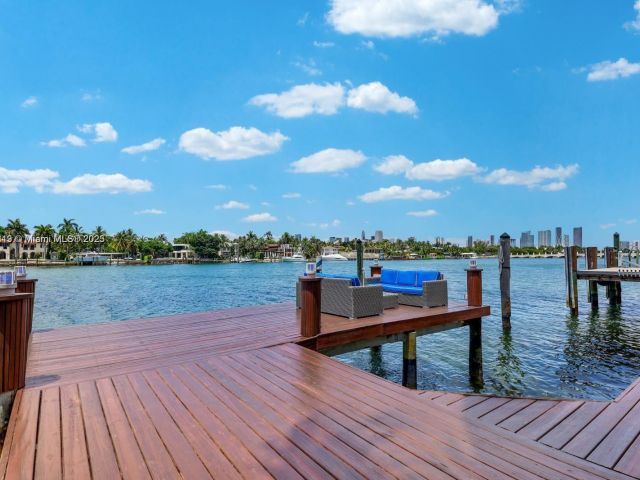 Home for sale at 56 S Hibiscus Dr - photo 6163689