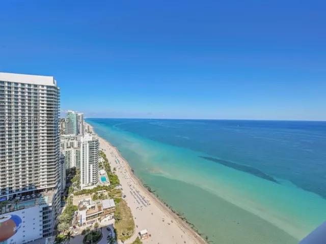 3-bedroom condo for sale in Hallandale Beach - 1830 S Ocean Dr 3801 - MondialRealty