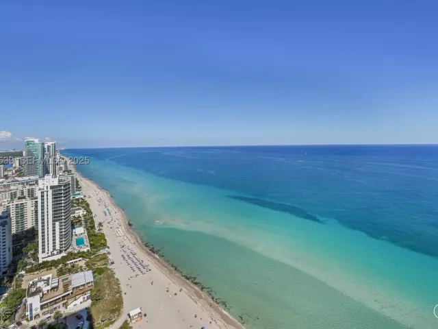 3-bedroom condo for sale in Hallandale Beach - 1830 S Ocean Dr 3801 - MondialRealty