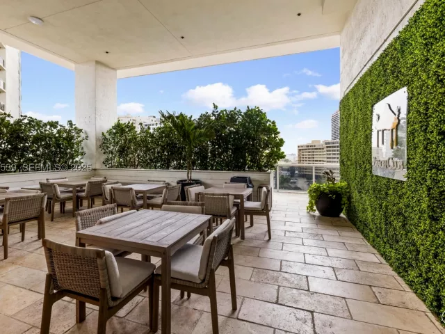 3-bedroom condo for sale in Hallandale Beach - 1830 S Ocean Dr 3801 - MondialRealty