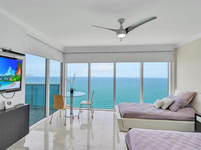 Apartment for sale  Unit #3801 - photo 6095962