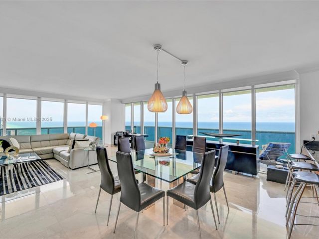 Apartment for sale  Unit #3801 - photo 6095971