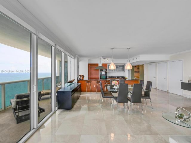 Apartment for sale  Unit #3801 - photo 6095973