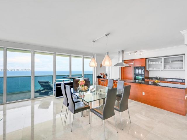 Apartment for sale  Unit #3801 - photo 6095975