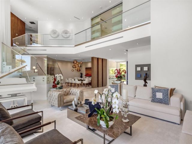 Home for sale at 420 Island Dr - photo 6112489