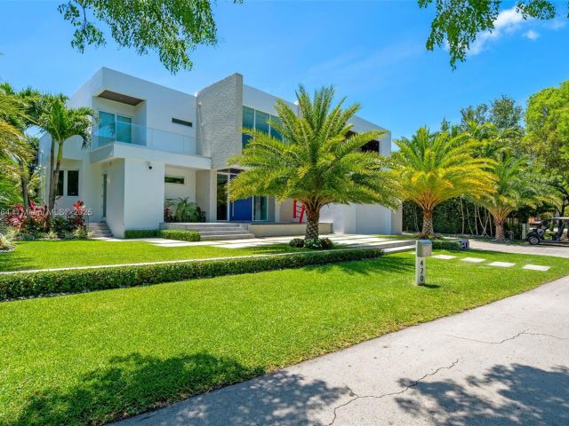 Home for sale at 420 Island Dr - photo 6112494