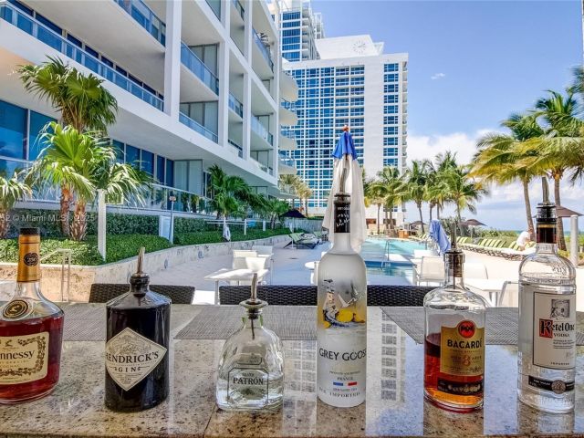 Apartment for sale  Unit #717 Door 703 - photo 6093721