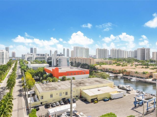 Apartment for sale  Unit #1011 - photo 6094331