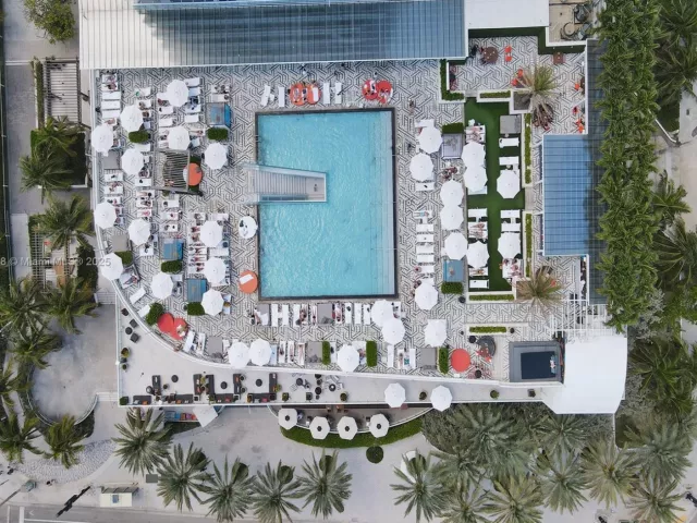 2-bedroom condo for sale in Fort Lauderdale - 3101 Bayshore Dr 1208 - MondialRealty