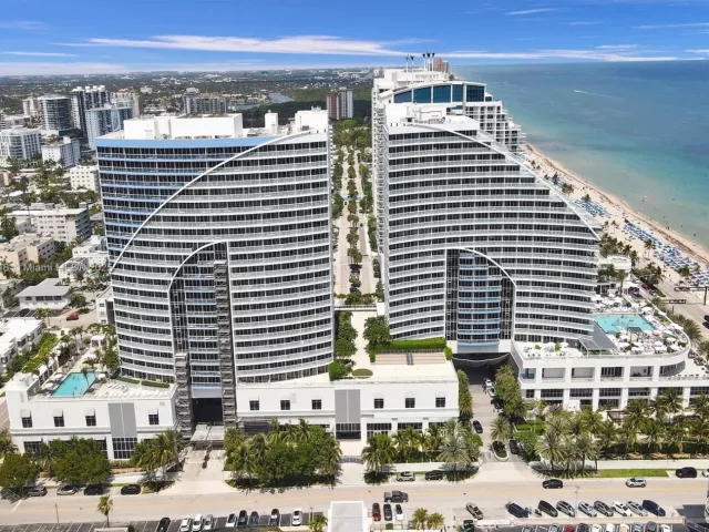 2-bedroom condo for sale in Fort Lauderdale - 3101 Bayshore Dr 1208 - MondialRealty