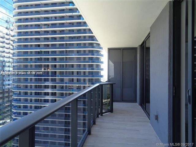 Apartment for sale  Unit #2709 - photo 6096997
