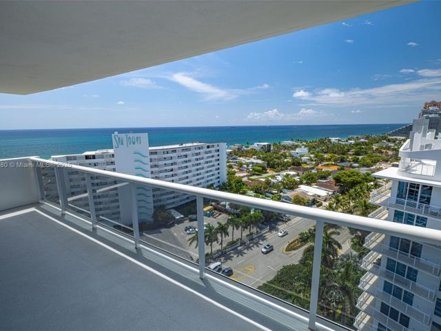 Apartment for sale  Unit #1801 - photo 6099378