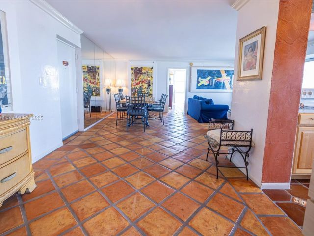 Apartment for sale  Unit #1801 - photo 6099384