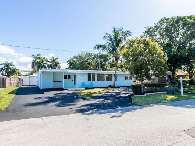 Home for sale at 1270 NE 26th Ter - photo 6135483