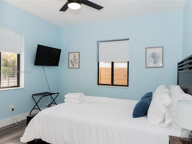 Home for sale at 3134 Carter St - photo 6097625