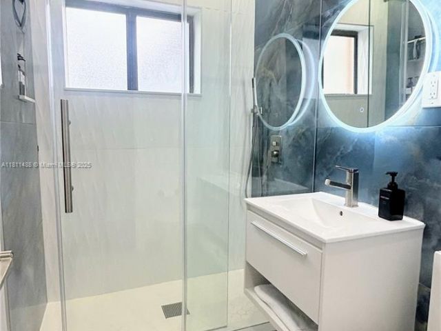 Home for sale at 3134 Carter St - photo 6097626