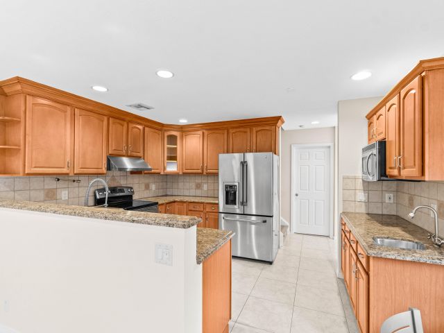 Home for rent at 5465 Monterey Circle E - photo 6147624