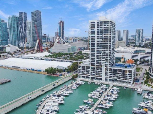 Apartment for rent  Unit #A-1734 - photo 6099132