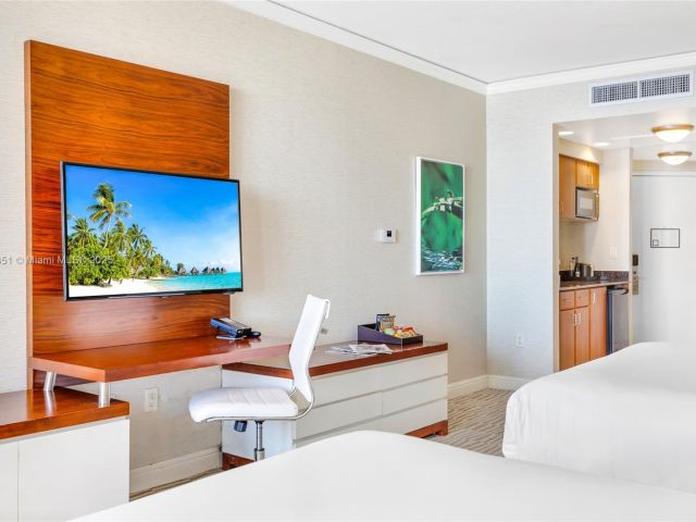 Apartment for sale  Unit #2012 - photo 6104237