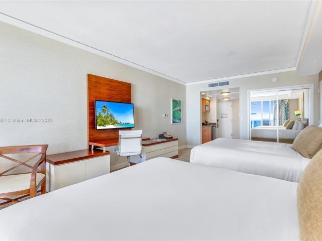 Apartment for sale  Unit #2012 - photo 6104241