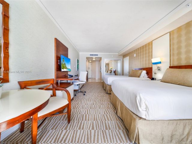 Apartment for sale  Unit #2012 - photo 6104242