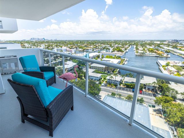 Apartment for sale  Unit #1809 - photo 6099400