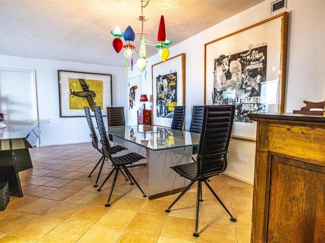 Apartment for sale  Unit #1809 - photo 6099406