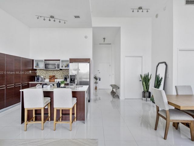 Apartment for sale  Unit #603 - photo 6100727