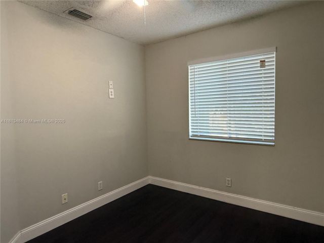 Home for rent at 17432 SW 140th Ct - photo 6099728