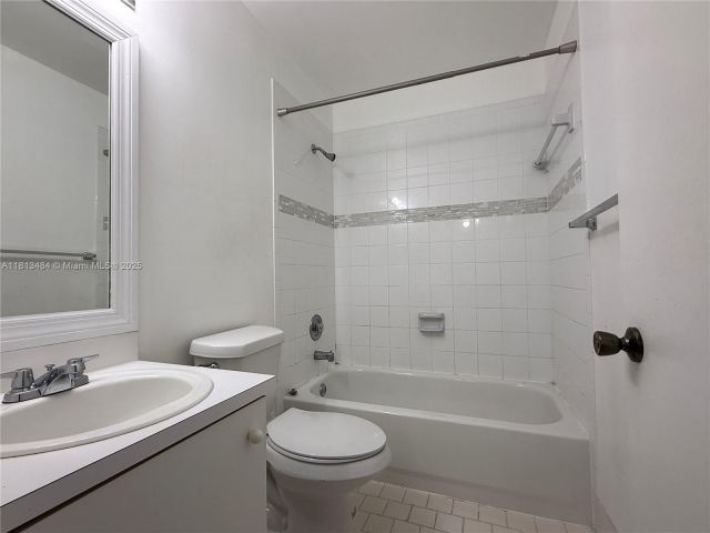 Home for rent at 17432 SW 140th Ct - photo 6099729