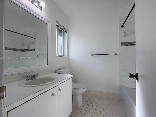 Home for rent at 17432 SW 140th Ct - photo 6099734